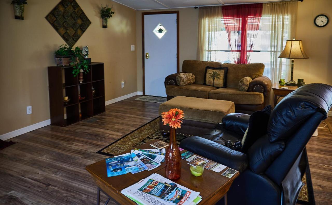 הומוססה Room In Bb - Pleasant Days Bb Tropical Master Suite מראה חיצוני תמונה